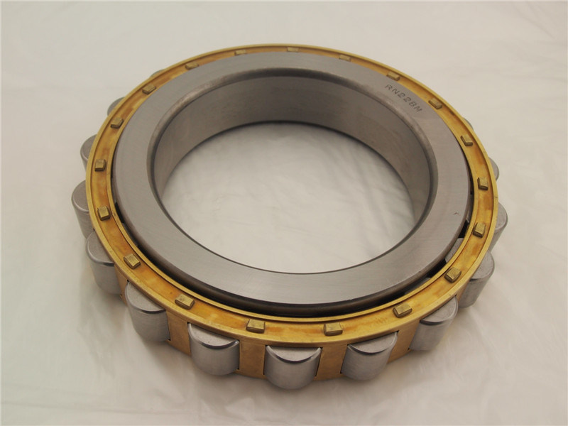 Product Manufacturer Long Using Life Good Performance RN228M  Cylindrical roller bearing Size140*221*42mm